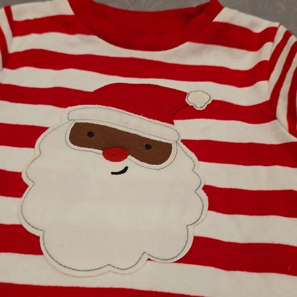 ❤️10/$10 New santa pajama top